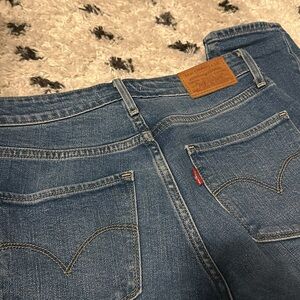 Levi’s 721 High Rise Skinny